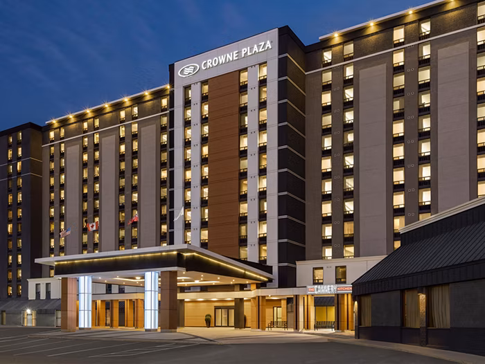 Crowne Plaza Toronto Airport by IHG